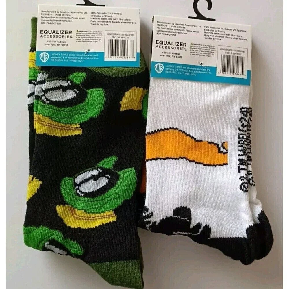 Lot of 2 NEW Pair Looney Tunes Daffy Duck Marvin Martian Socks Adult Size 9-13